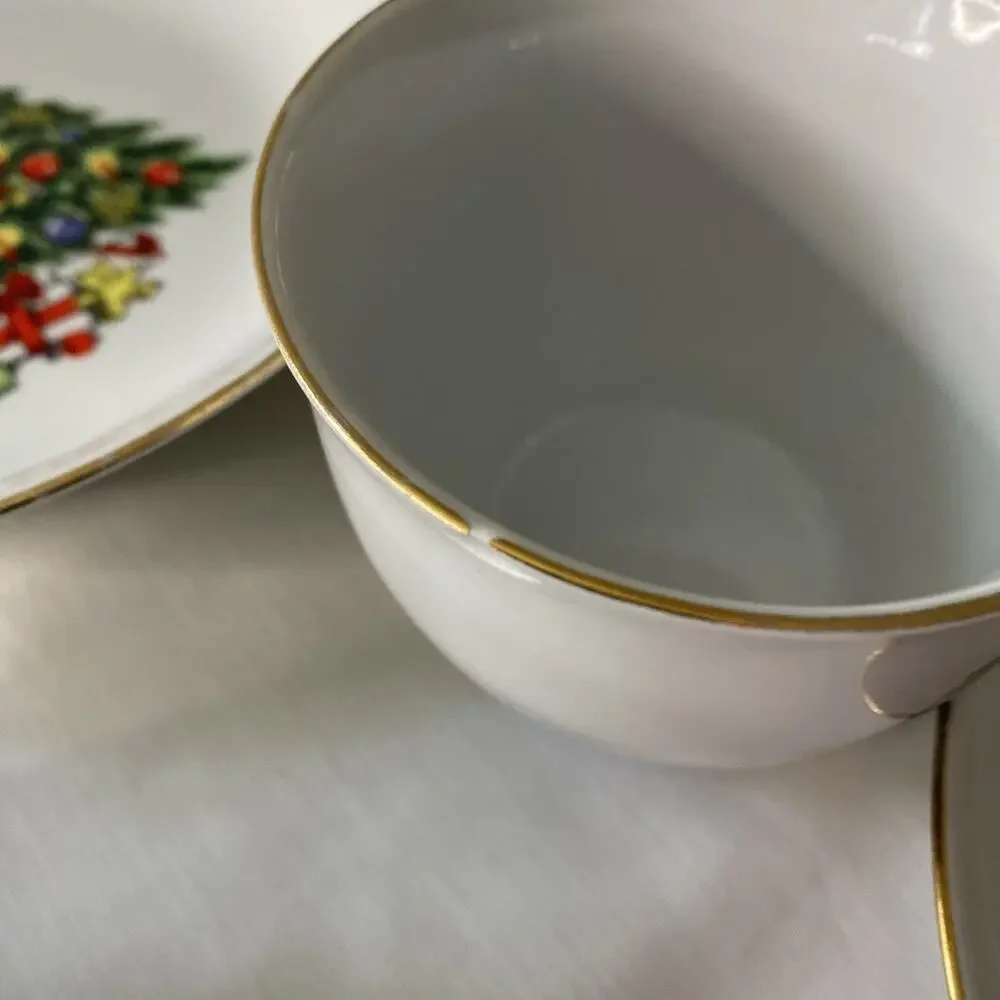 10pc Jamestown China Christmas Treasure China Service Gold Rim & 3 cups 
